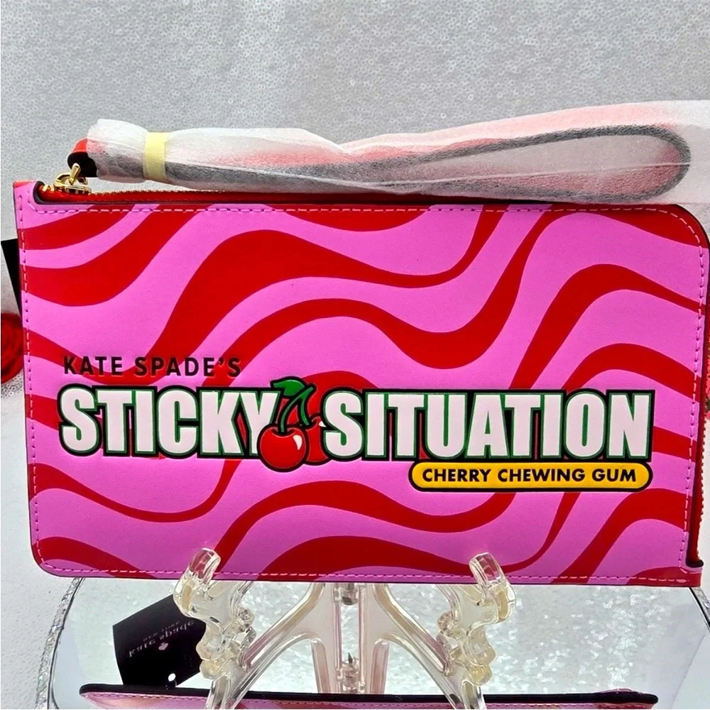 Kate Spade Novelty Bubble Gum L-Zip Wristlet! 🍬🍬